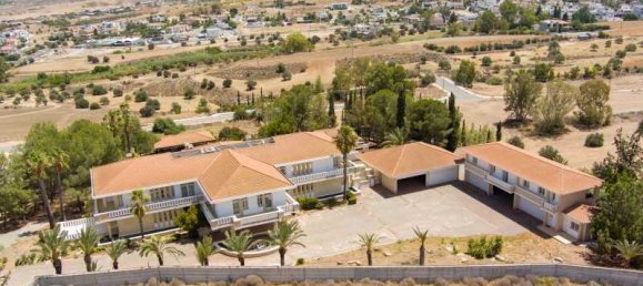 6 bedrooms Commercial property in Tseri, Cyprus No. 21476 7