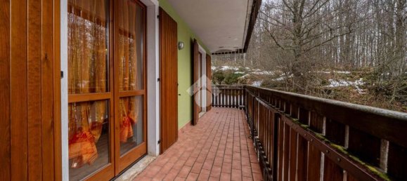 2 rooms Apartment in Bosco Chiesanuova, Italy No. 162031 10