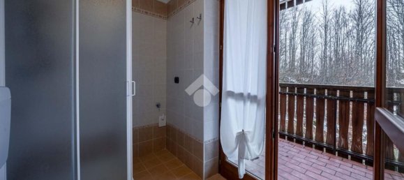 2 rooms Apartment in Bosco Chiesanuova, Italy No. 162031 8