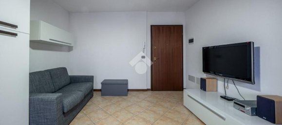 2 rooms Apartment in Bosco Chiesanuova, Italy No. 162031 3