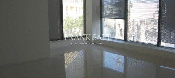 Oficina en Saint Julian's, Malta 110 m² No. 12920 2