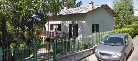 4 rooms House in Bosco Chiesanuova, Italy No. 222653 4