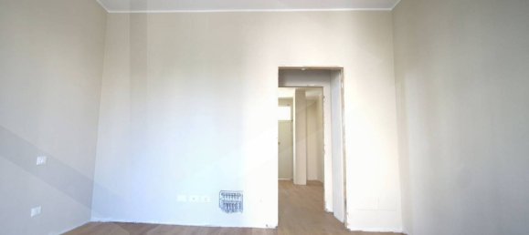 2 rooms Apartment in Pisa, Italy No. 18471 6