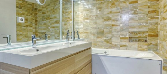 2 Schlafzimmer Wohnung in Garches, France, Nr. 124479 12