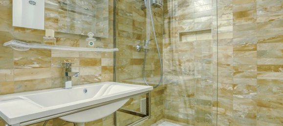 2 Schlafzimmer Wohnung in Garches, France, Nr. 124479 15