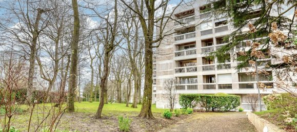 2 Schlafzimmer Wohnung in Garches, France, Nr. 124479 2