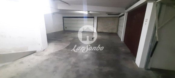 Гараж 22м² в Повуа ди Варзин, Португалия № 61787 5