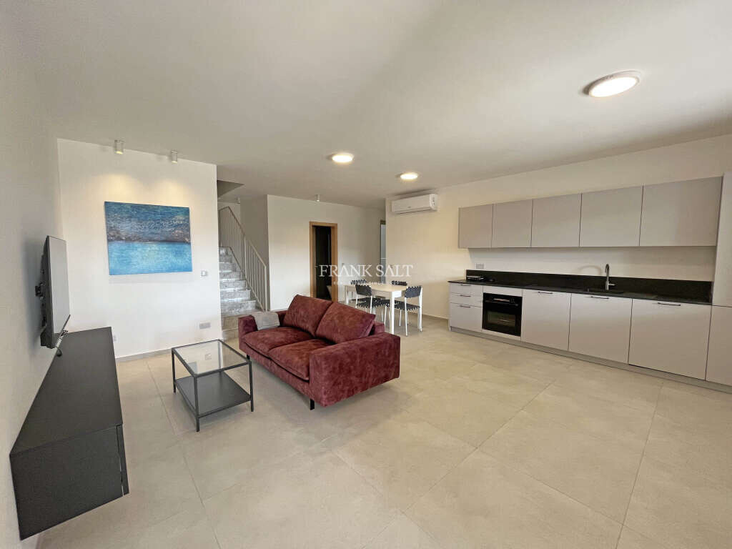 Maisonette de 2 dormitorios en Swieqi, Malta No. 10298