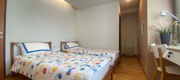 Condominio de 3 dormitorios en Phra Khanong, Thailand No. 4742 6