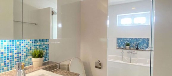 Condominio de 3 dormitorios en Phra Khanong, Thailand No. 4742 8