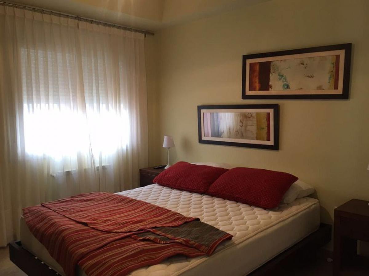 Apartamento de 2 dormitorios en Mar del Plata, Argentina No. 72067