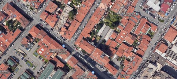 Lagerhaus in Prato, Italy 200m², Nr. 66157 9