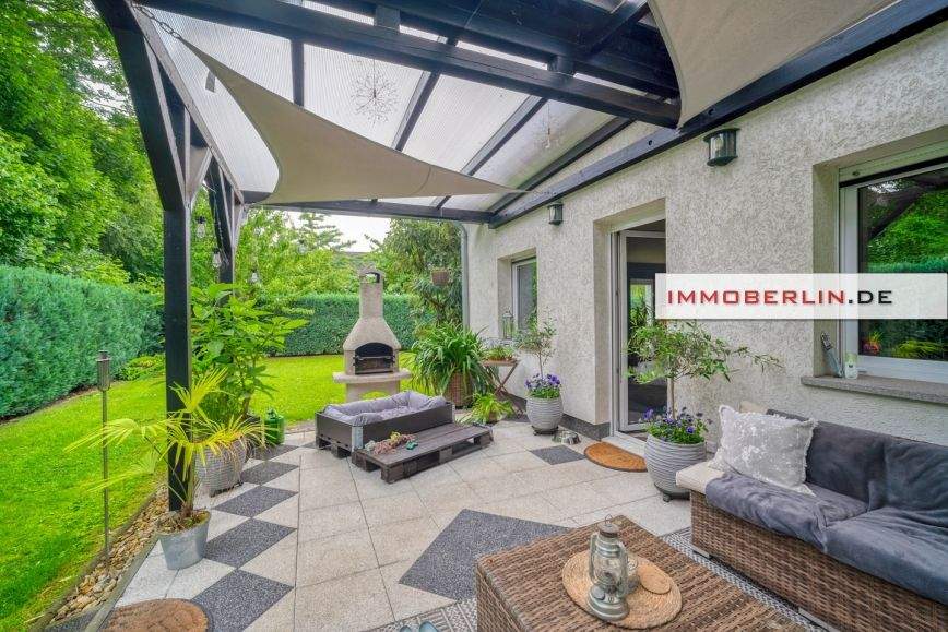 4غرفة منزل في Alt-Hohenschonhausen, Germany رقم 236633