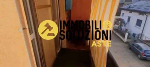 Apartamento de 2 habitaciónes en Settimo Milanese, Italy No. 5722 16