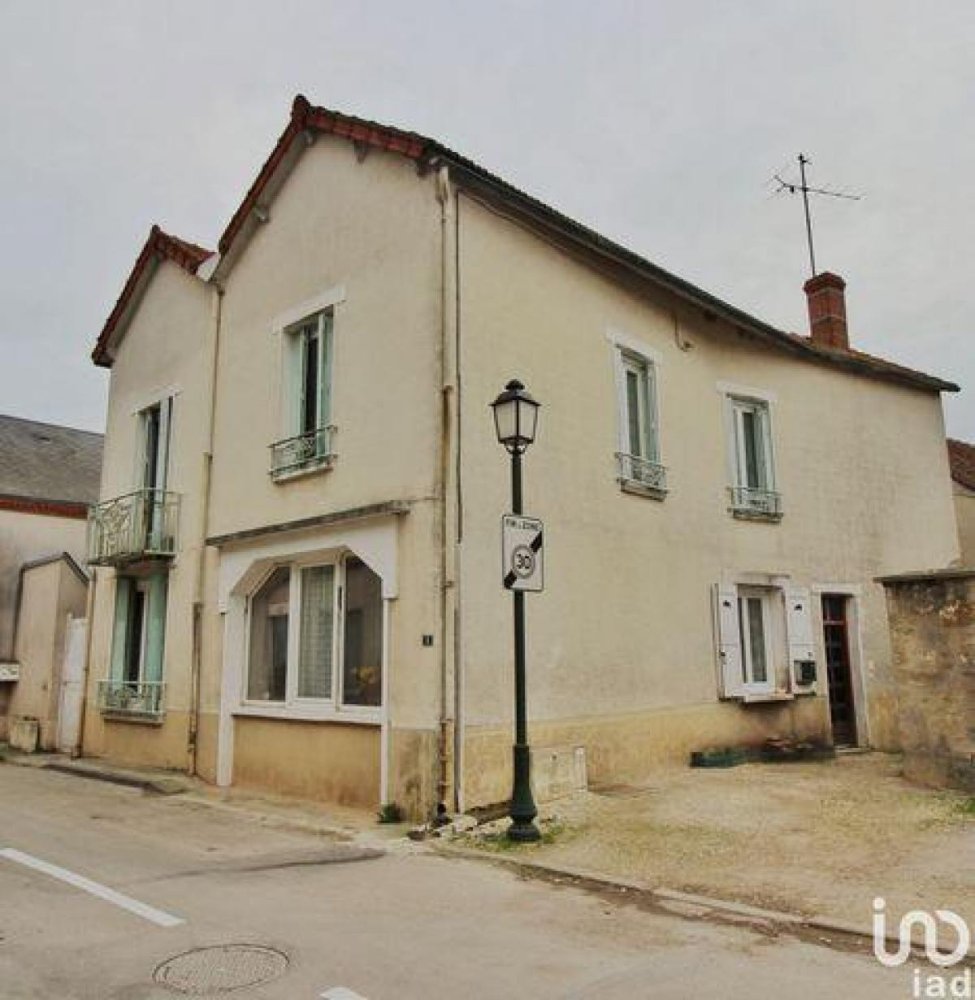 3 bedrooms House in Pithiviers, France No. 10297