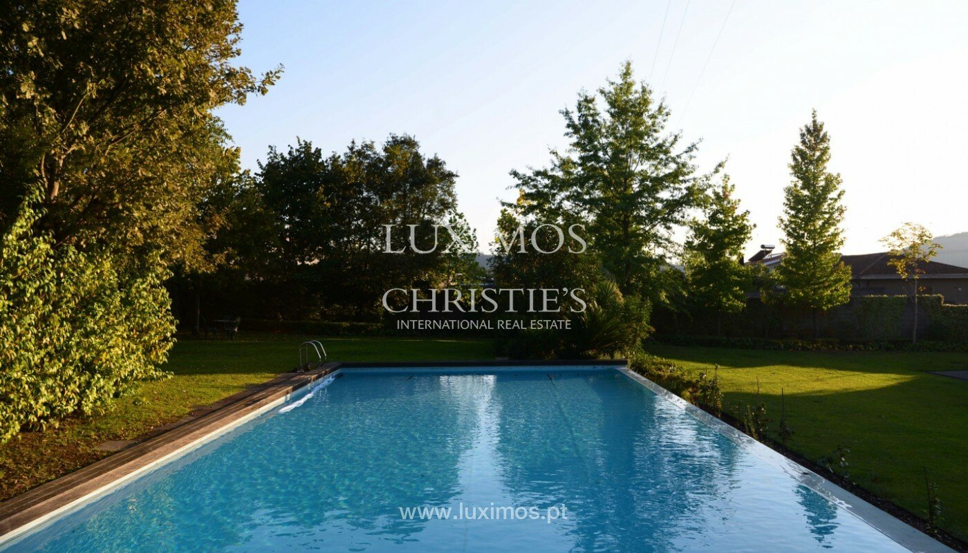 3 bedrooms Villa in Valongo, Portugal No. 112156