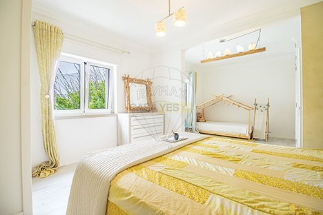 6 bedrooms House in Colares, Portugal No. 56611