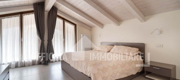 5 rooms House in Colico, Italy No. 16763 11