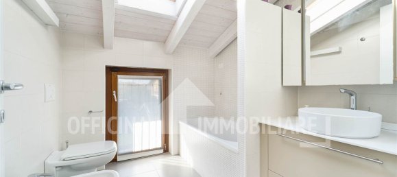 5 rooms House in Colico, Italy No. 16763 23