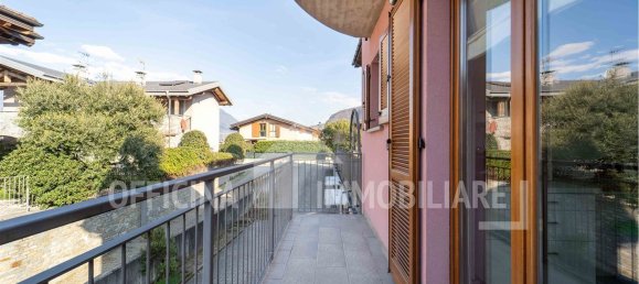 5 rooms House in Colico, Italy No. 16763 9