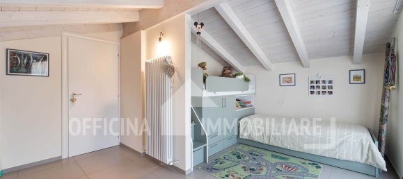 5 rooms House in Colico, Italy No. 16763 18