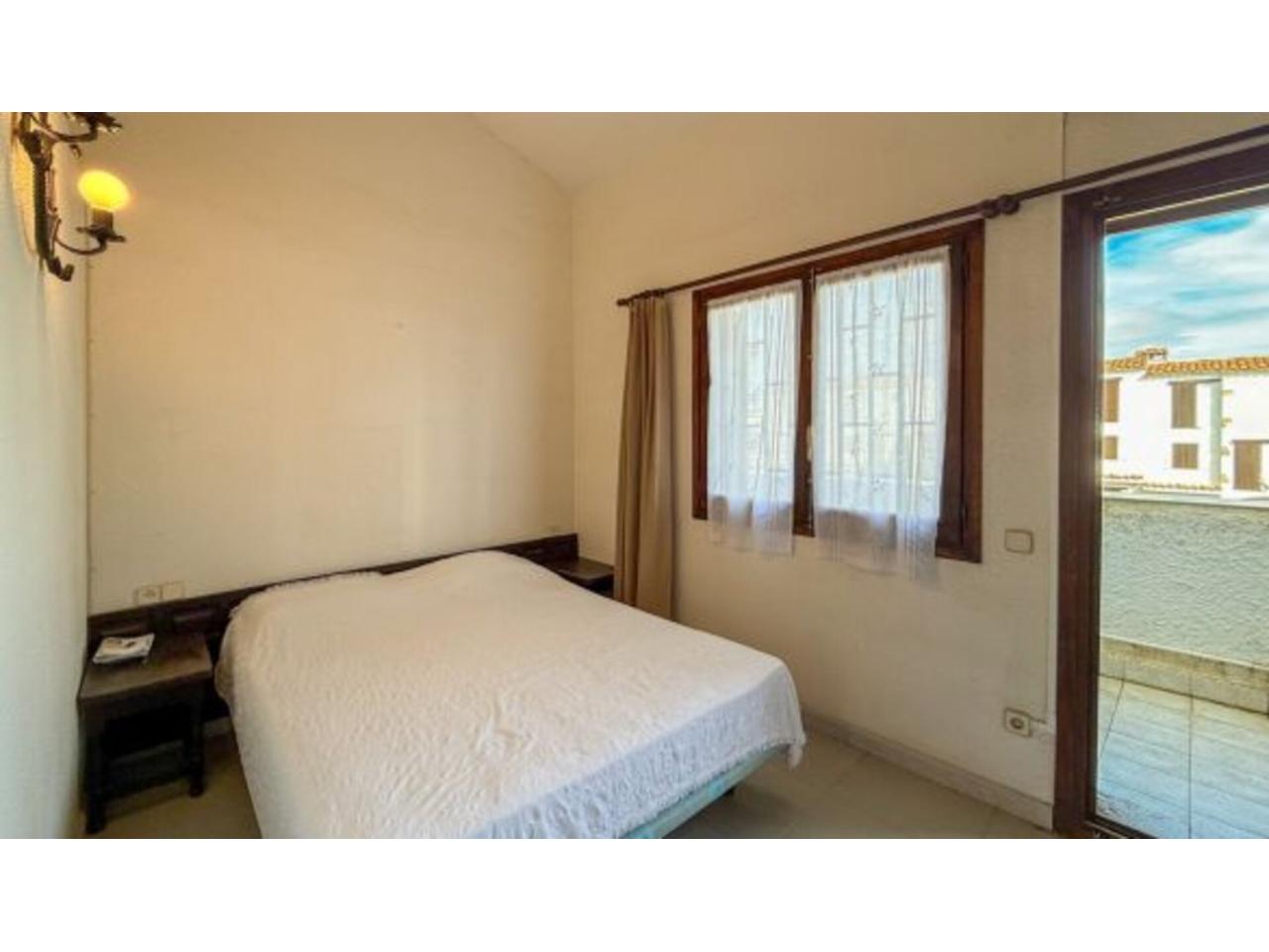 Таунхаус с 3 спальнями в Калонже, Испания № 189685