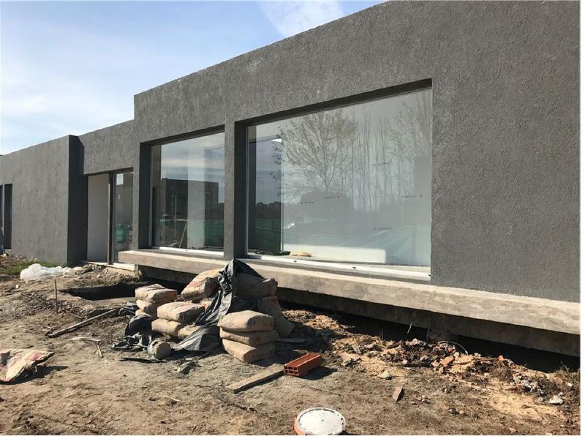 3 غرف نوم منزل في Escobar, Argentina رقم 60187