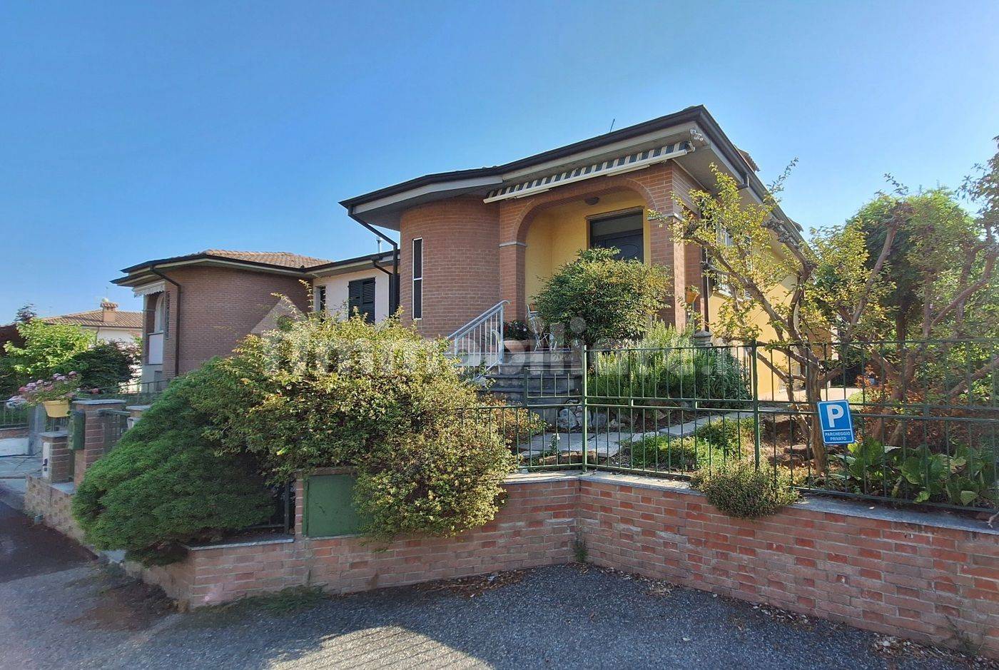 Вилла с 3 спальнями в Граньяно Треббьенсе, Италия № 313575