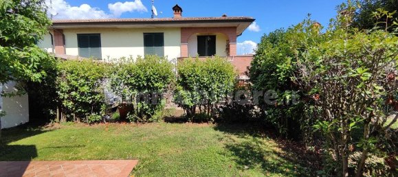 Вилла с 3 спальнями в Граньяно Треббьенсе, Италия № 313575 14