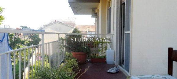 5 rooms Apartment in Caserta, Italy No. 273690 14
