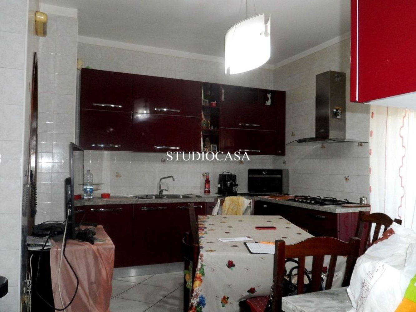 5 rooms Apartment in Caserta, Italy No. 273690