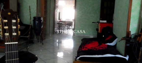 5 rooms Apartment in Caserta, Italy No. 273690 3