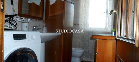 5 rooms Apartment in Caserta, Italy No. 273690 10