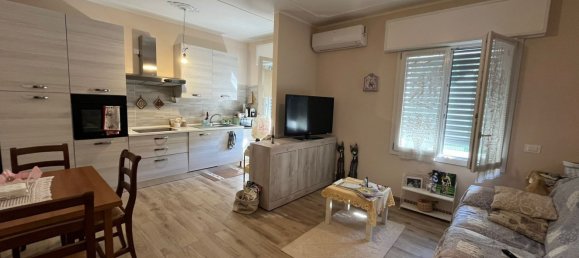 Квартира с 4 спальнями в Фьорано Моденесе, Италия № 339268 6