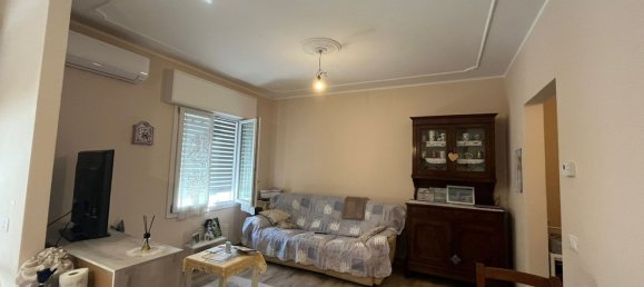 Квартира с 4 спальнями в Фьорано Моденесе, Италия № 339268 5