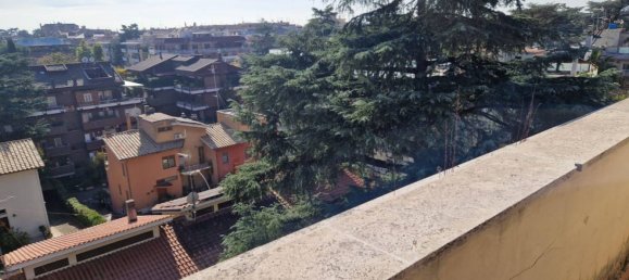 3 bedrooms Penthouse in Rome, Italy No. 34045 24