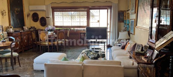 3 bedrooms Penthouse in Rome, Italy No. 34045 3