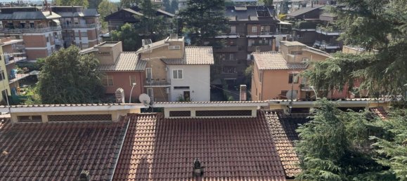 3 bedrooms Penthouse in Rome, Italy No. 34045 14