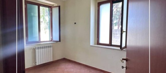 3 rooms Office in Leporano, Italy No. 165521 4