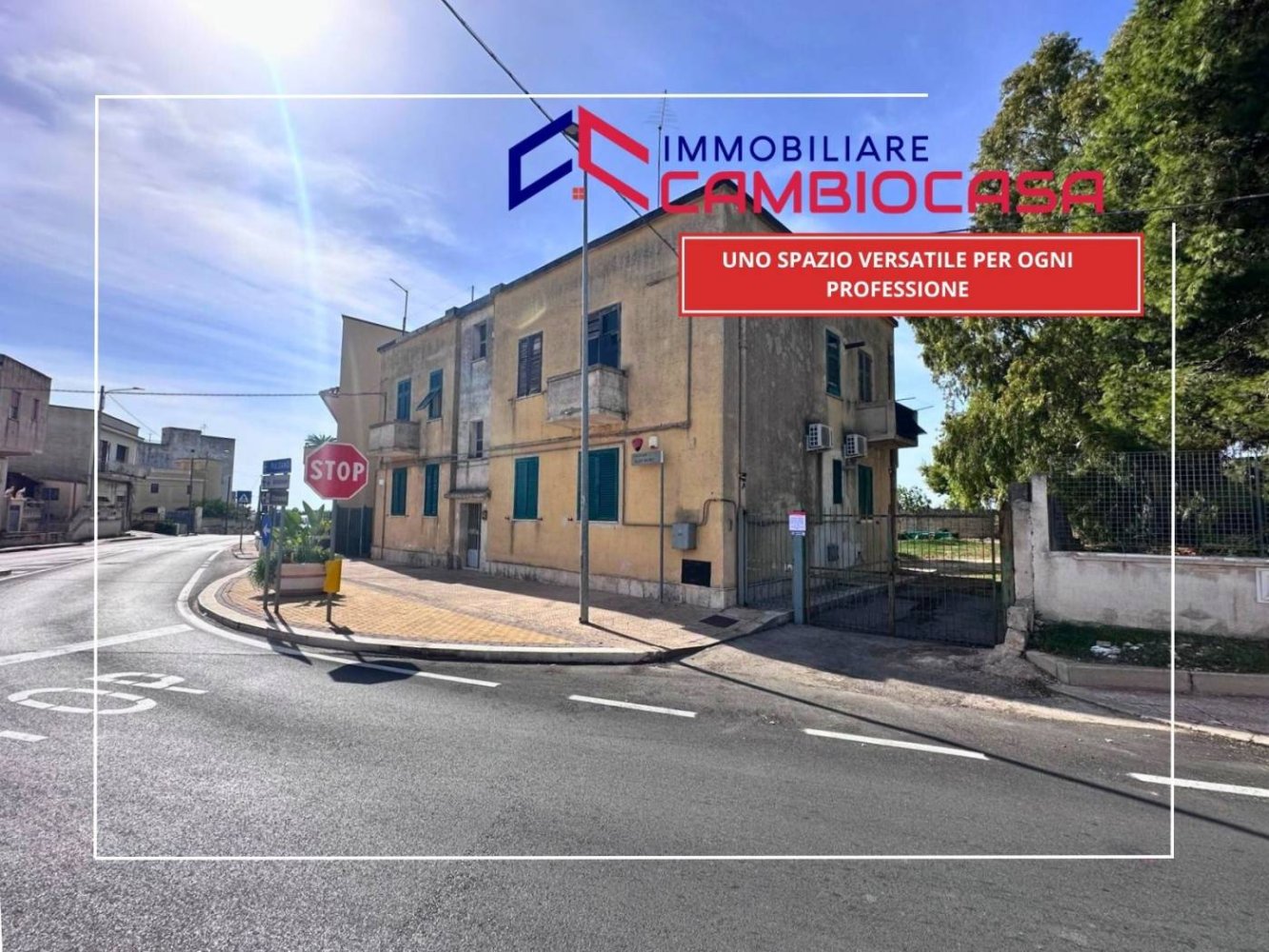 3 rooms Office in Leporano, Italy No. 165521