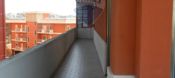 4-salle Bureau à Caltanissetta, Italy No. 49109 17