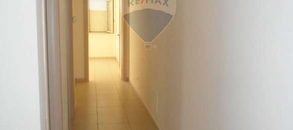 4-salle Bureau à Caltanissetta, Italy No. 49109 33