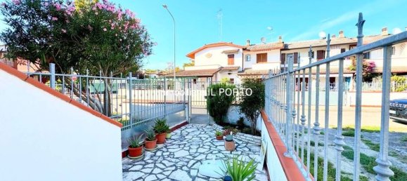 3 bedrooms House in Comacchio, Italy No. 371786 4