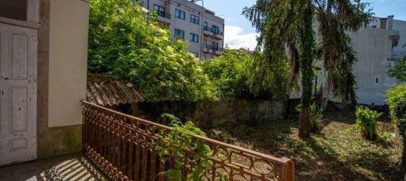 4 bedrooms House in Porto, Portugal No. 217544 2