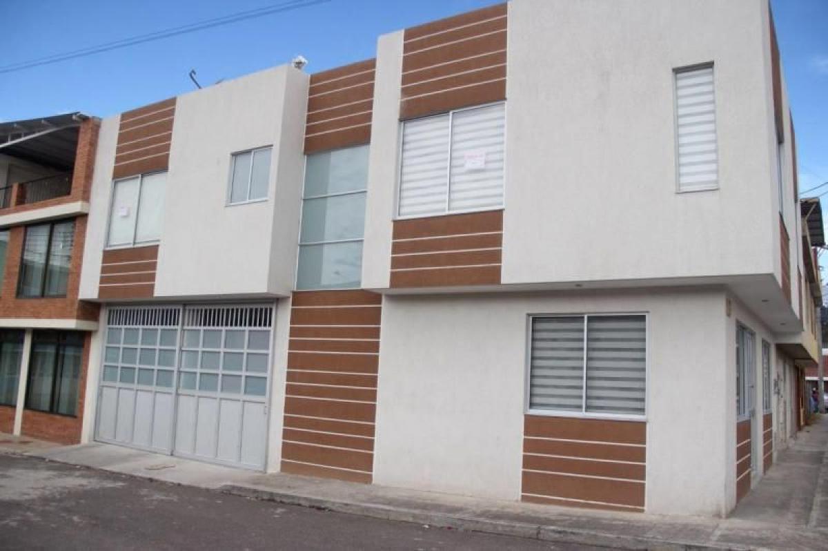 Casa T5 em Cundinamarca, Colombia N.º 9367