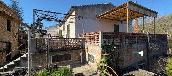 Villa de 5 dormitorios en Torre de' Passeri, Italy No. 82360 36