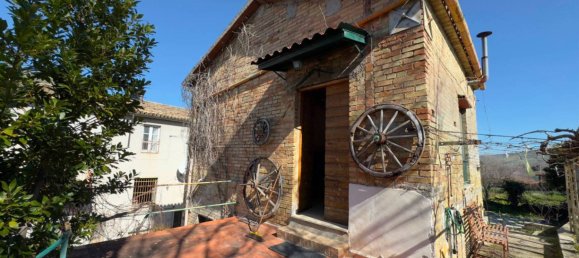 Villa de 5 dormitorios en Torre de' Passeri, Italy No. 82360 41