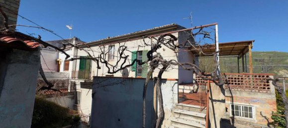 Villa de 5 dormitorios en Torre de' Passeri, Italy No. 82360 38