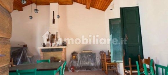 Villa de 5 dormitorios en Torre de' Passeri, Italy No. 82360 44