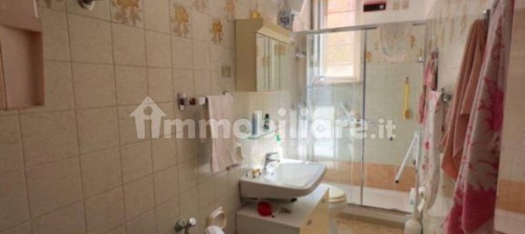 Villa de 5 dormitorios en Torre de' Passeri, Italy No. 82360 9